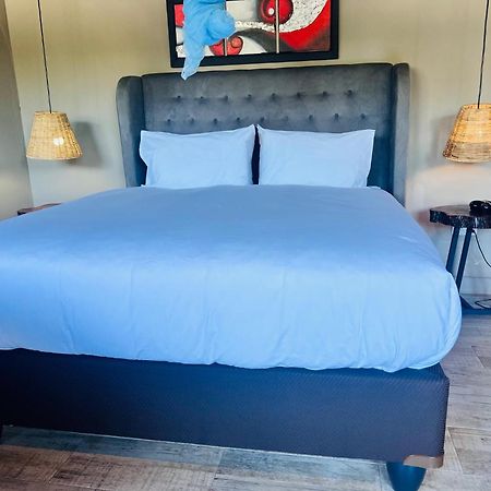 ليلونغوي The Shed Venue & Boutique Hotel المظهر الخارجي الصورة