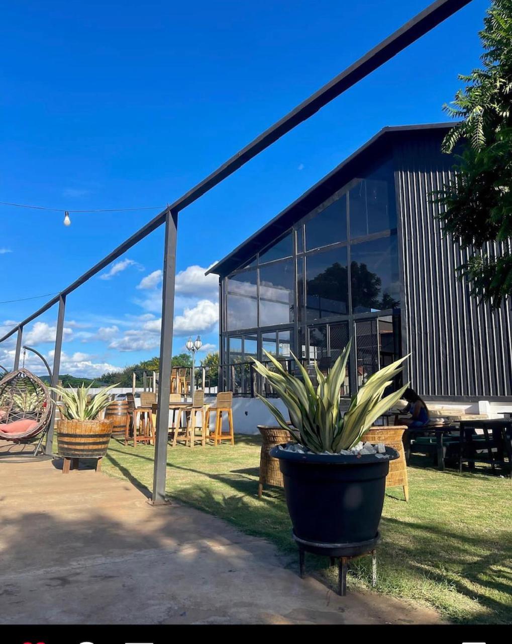 ليلونغوي The Shed Venue & Boutique Hotel المظهر الخارجي الصورة