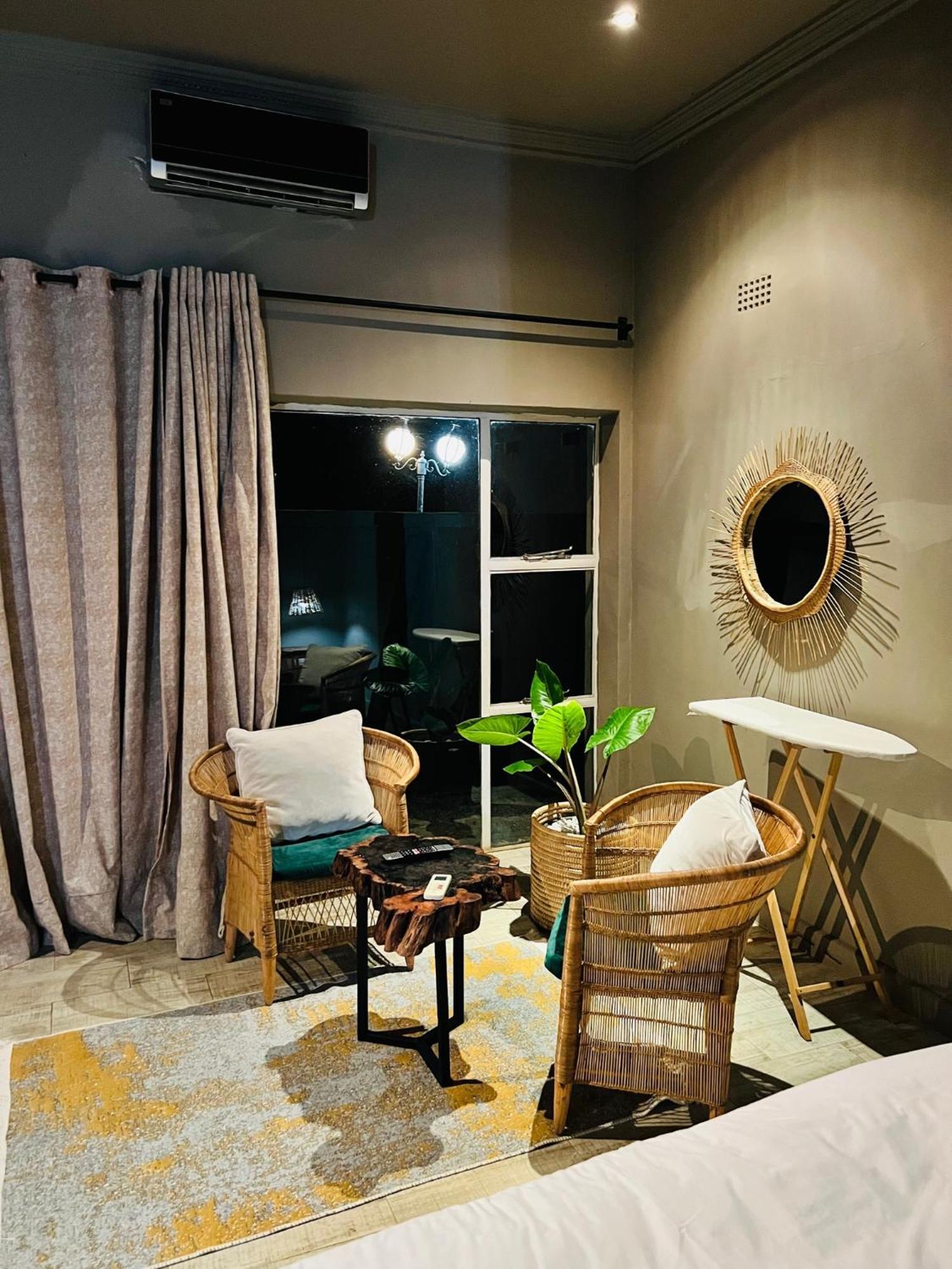 ليلونغوي The Shed Venue & Boutique Hotel المظهر الخارجي الصورة
